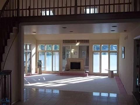 4th image of 51390 Sandshores Dr