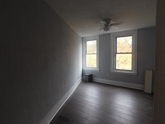 4th image of 6322 Germantown Ave #2