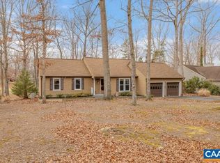 28 Out Of Bounds Rd, Palmyra, VA 22963