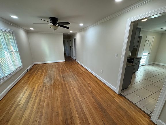 5th image of 1901 Truman Dr
