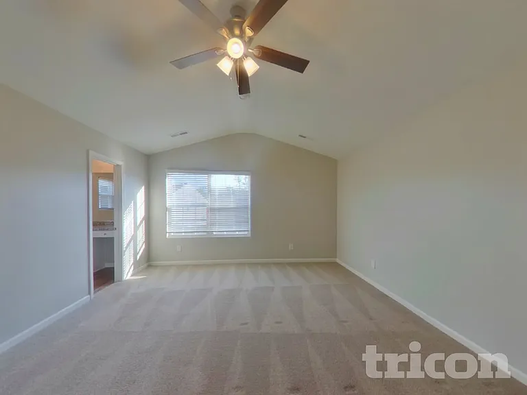 1225 Standing Oak Dr — Photo 8