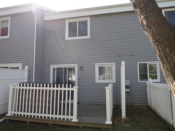 3rd image of F7 Grandview Drive