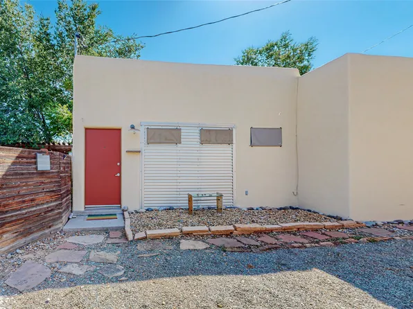 1528B Taos St, Santa Fe, NM 87505