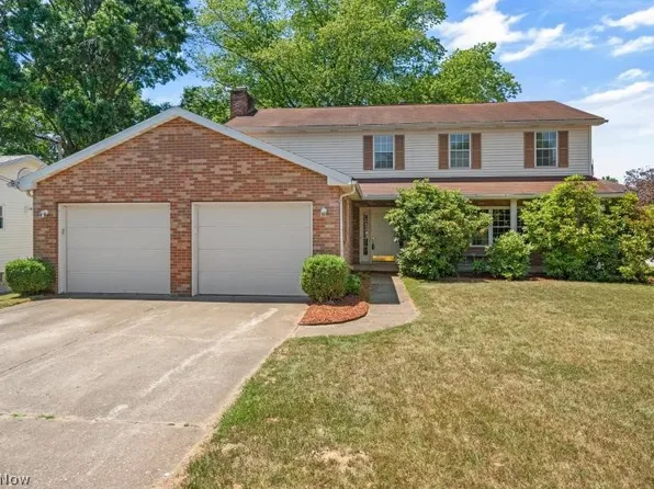 4825 7th Ave, Vienna, WV 26105