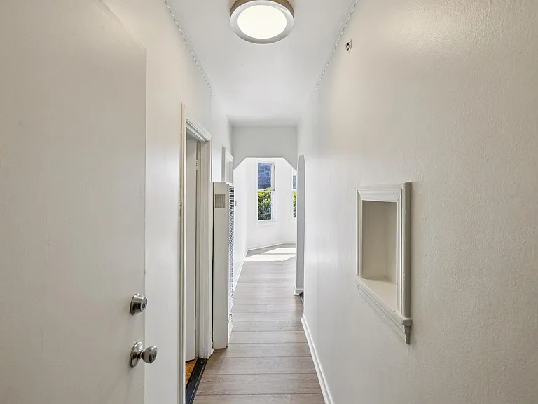 3235 Fillmore St #4 — Photo 7