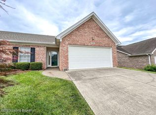 12408 Spring Leaf Ct, Louisville, KY 40229