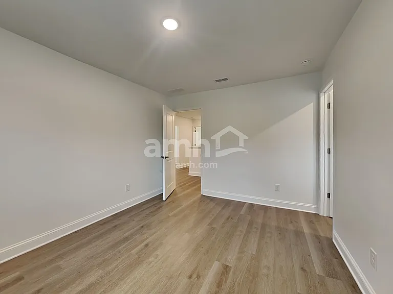 6066 Rosemore Ln — Photo 14