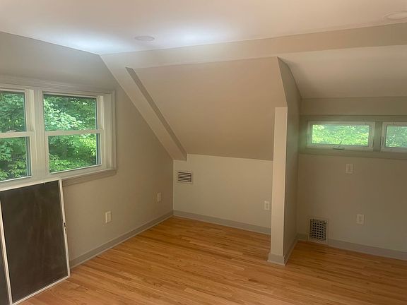 5th image of 139 Feeding Hills Rd APT C