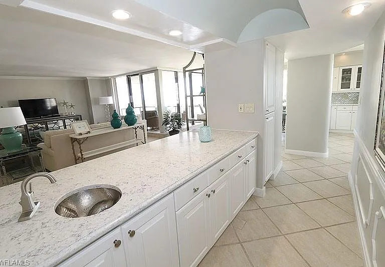 4251 Gulf Shore Blvd N #17A — Photo 18