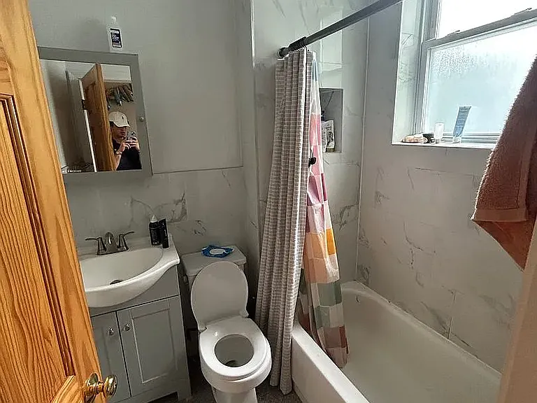 16 Copenger St #2B — Photo 13