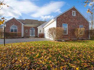 86 Somerset Dr, Glenmont, NY 12077