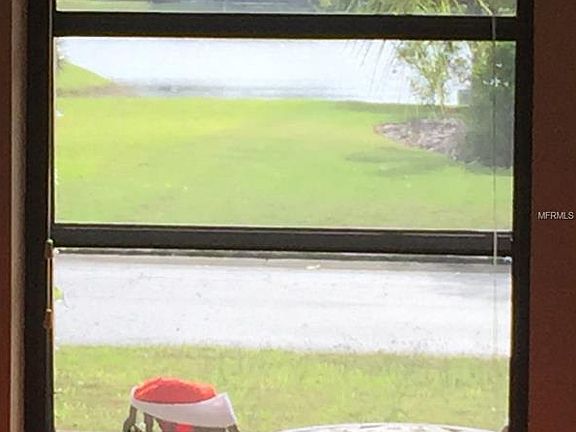 5th image of 1115 N Cypress Point Dr