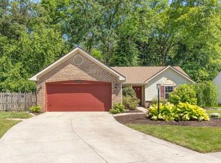 8109 Maple Valley Dr, Fort Wayne, IN 46835