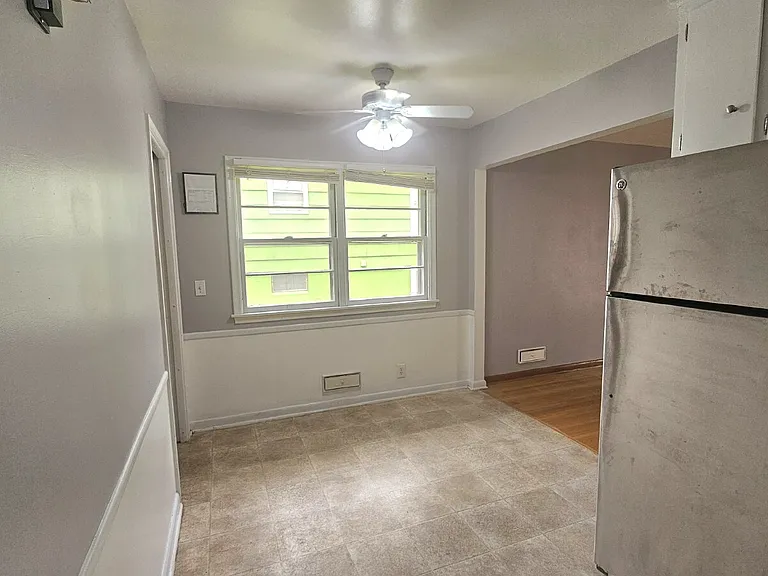 3 bed, 2.0 bath, 1225 sqft, $2,095 — Photo 4