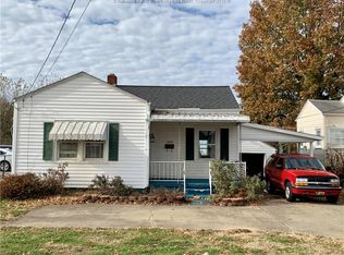2813 Jackson Ave, Point Pleasant, WV 25550