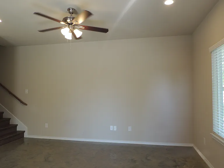 Cottage Pointe — Photo 33