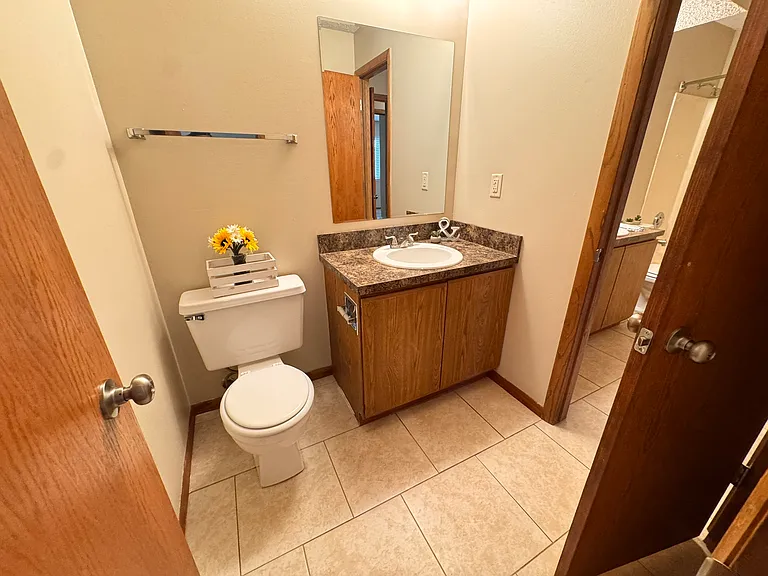 5120 Emerald Dr #6 — Photo 8