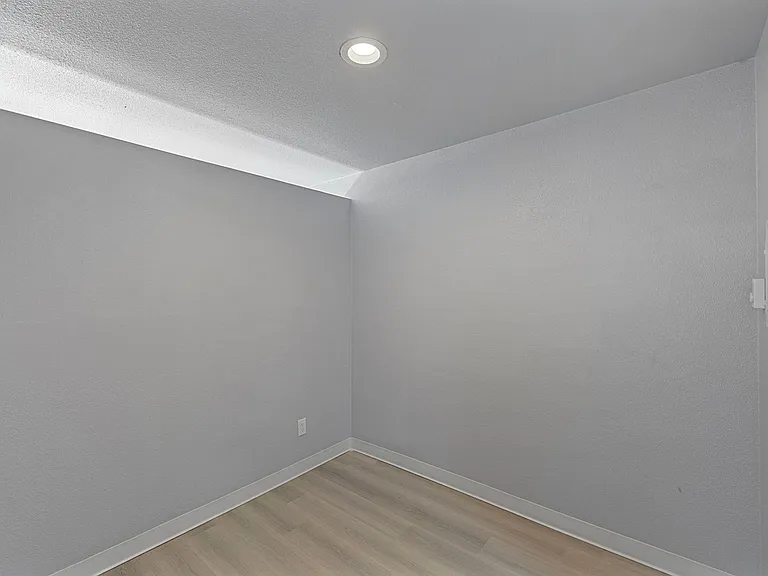 Highline Villas - Renovated 1-Bedroom Apartment | Steps from Downtown Burien — Photo 39