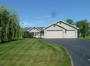 N841 Twin Knolls Dr, Fort Atkinson, WI 53538
