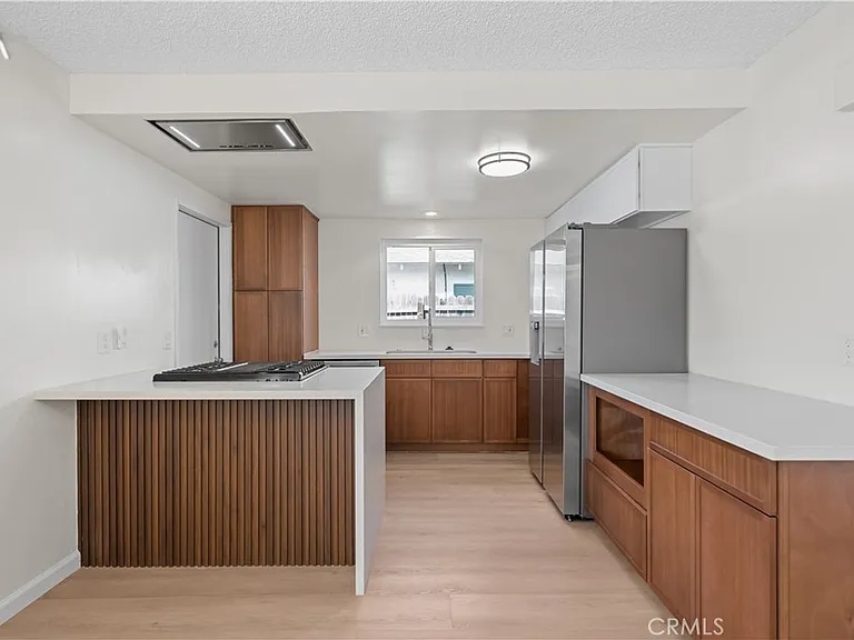 5681 Mangrum Dr — Photo 3