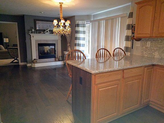 Breakfast nook from Kitchen
