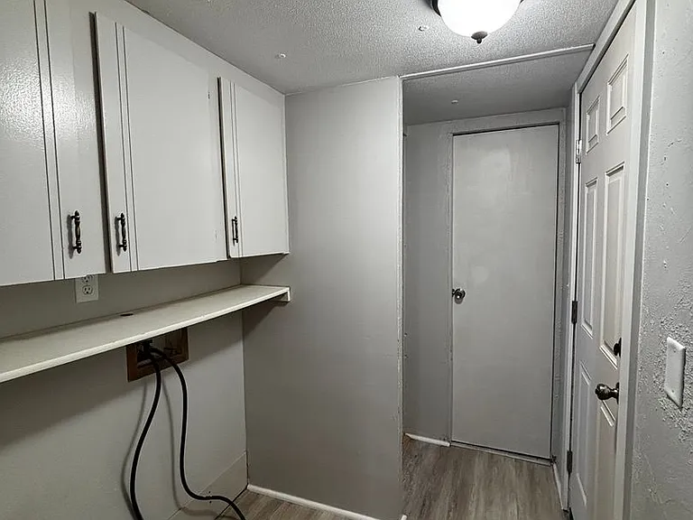 424 Lincoln St — Photo 4
