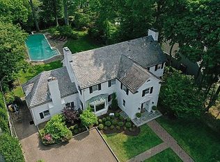 483 Winthrop Rd, Teaneck, NJ 07666