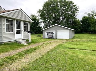 9053 Friendsville Rd, Seville, OH 44273