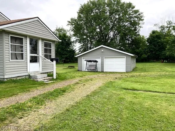9053 Friendsville Rd, Seville, OH 44273