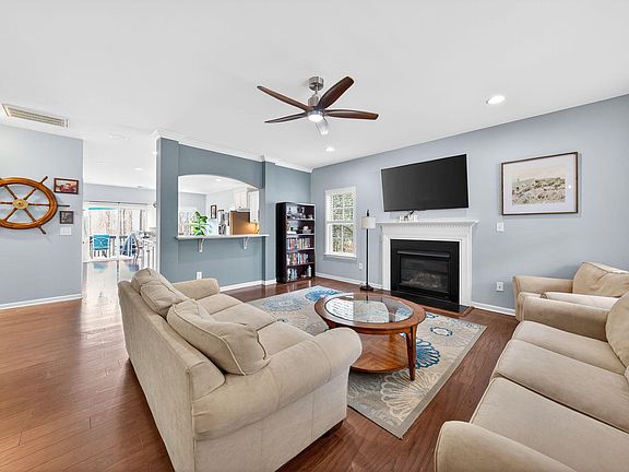 3rd image of 3748 Norman Blalock Rd