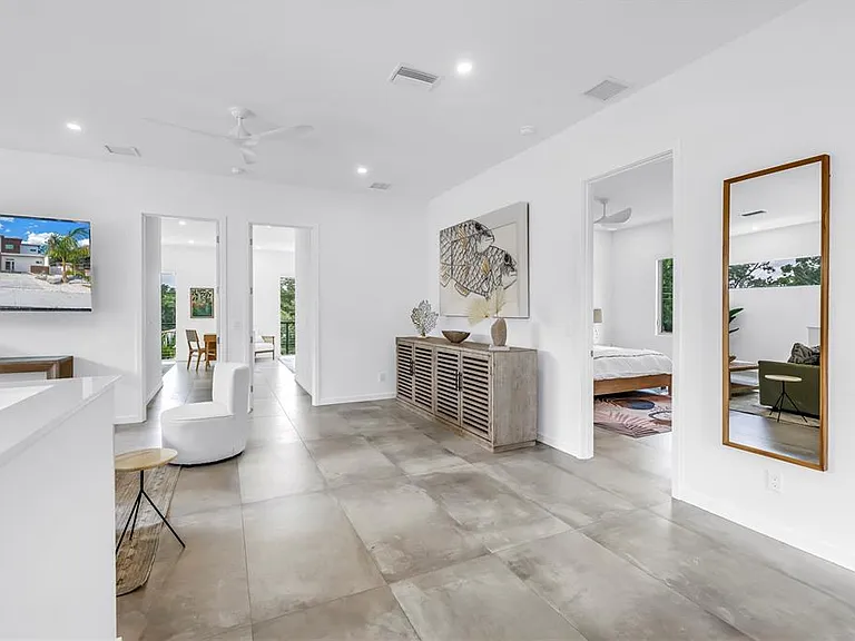 2314 Floyd St — Photo 38
