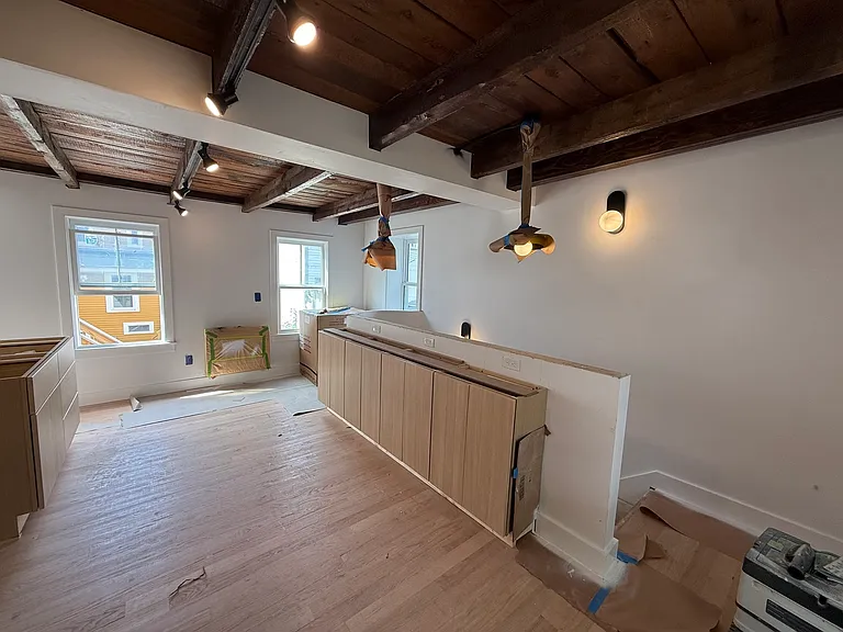 7R Washington St #2 — Photo 5