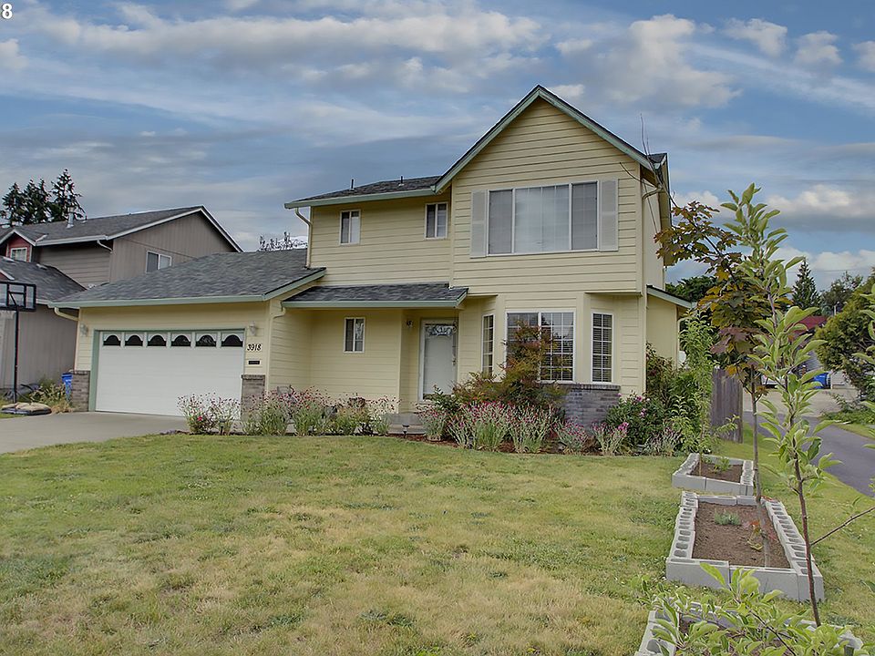 1st image of 3918 NE 98th St