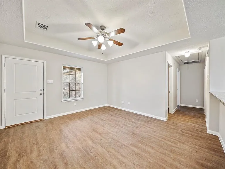 1111 Road 5102 — Photo 5