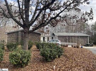 1923 Fairview Rd, Fountain Inn, SC 29644