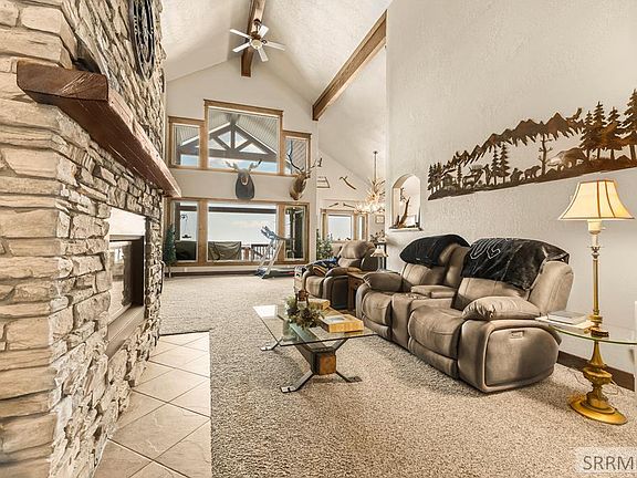 3rd image of 3676 Henrys Lake Cir