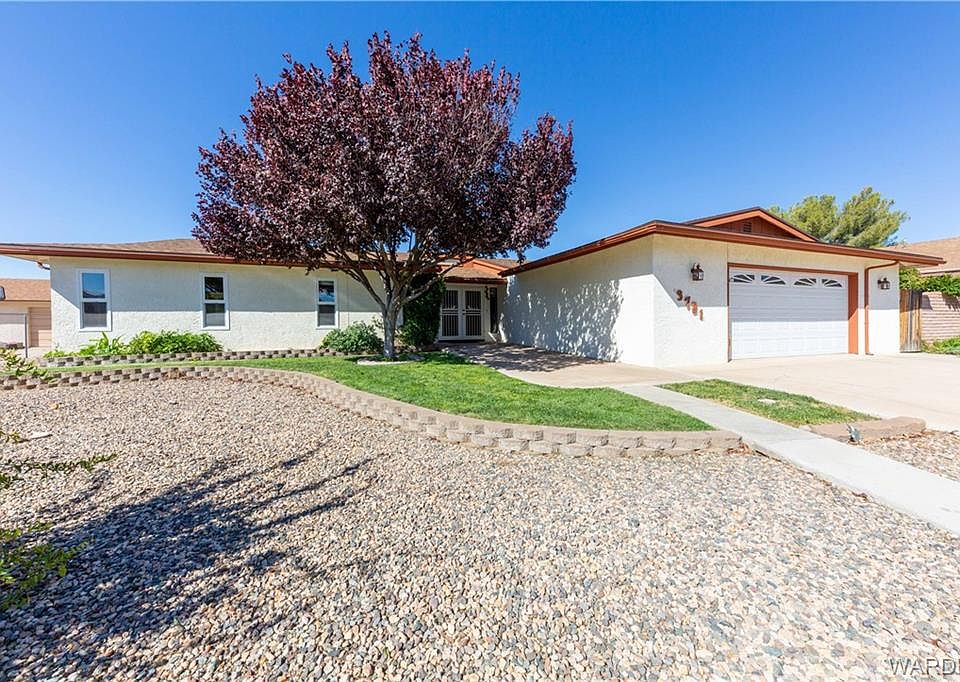 1st image of 3781 Martingale Dr