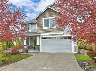 8414 NE 165th St, Kenmore, WA 98028