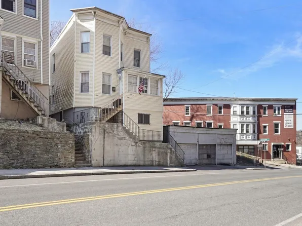 364 Ashburton Avenue #A, Yonkers, NY 10701