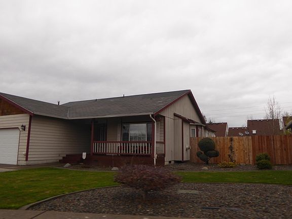 3rd image of 121 100th Street Ct E