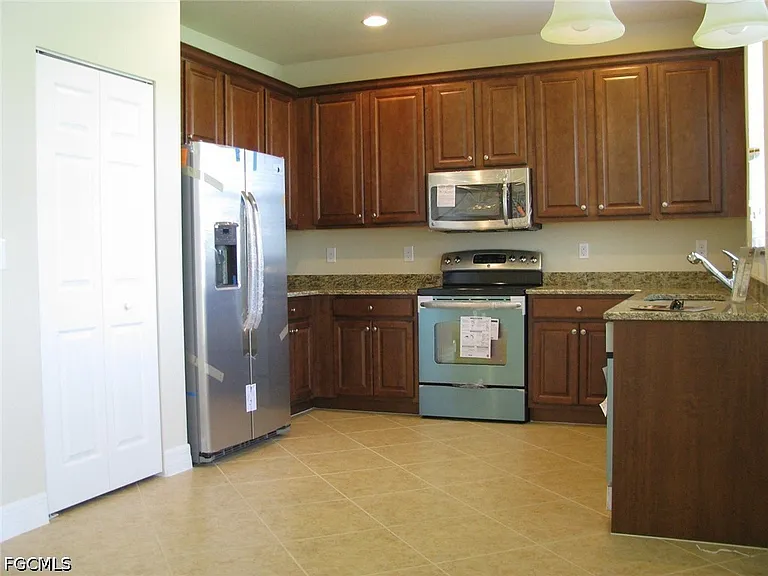 10474 Spruce Pine Ct — Photo 7