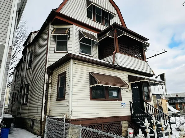 40 Park Ave Floor 3, East Orange, NJ 07017