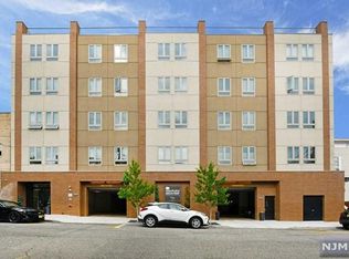62 69th St #508, West New York, NJ 07093
