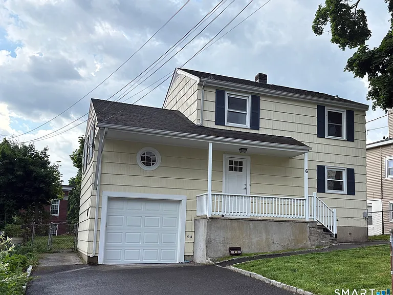 6 Hillside Pl — Photo 2