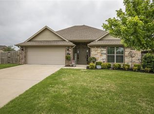 601 SW Milestone Rd, Bentonville, AR 72712