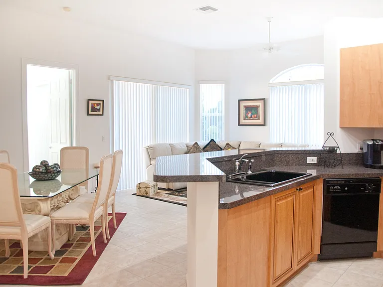 7684 Hummingbird Ct — Photo 2