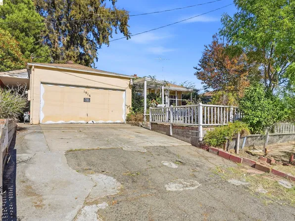 1916 E St, Hayward, CA 94541
