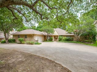2210 Windsor Dr, Richardson, TX 75082