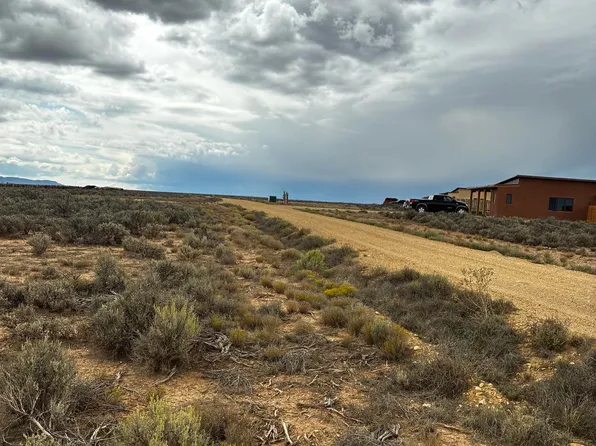 3 Caballo Lane, El Prado, NM 87529-1111
