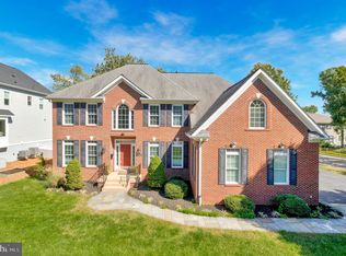 1755 Anderson Rd, Falls Church, VA 22043